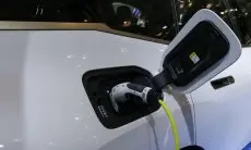 Berkomitmen Optimalkan Energi Bersih, Pemprov Jabar Segera Gunakan Mobil Listrik Dalam Operasionalnya