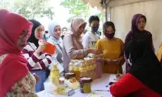 Hari Pertama Pasar Murah, Lebih dari 100 Kg Telur Ludes