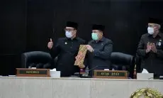 Inilah Jawaban Ridwan Kamil Soal Pandangan Umum Fraksi Parpol DPRD Jabar