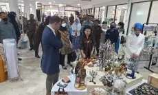 Bangganya Atalia Kenalkan Kerajinan Jawa Barat ke Rombongan Ikatan Adhyaksa Dharmakarini