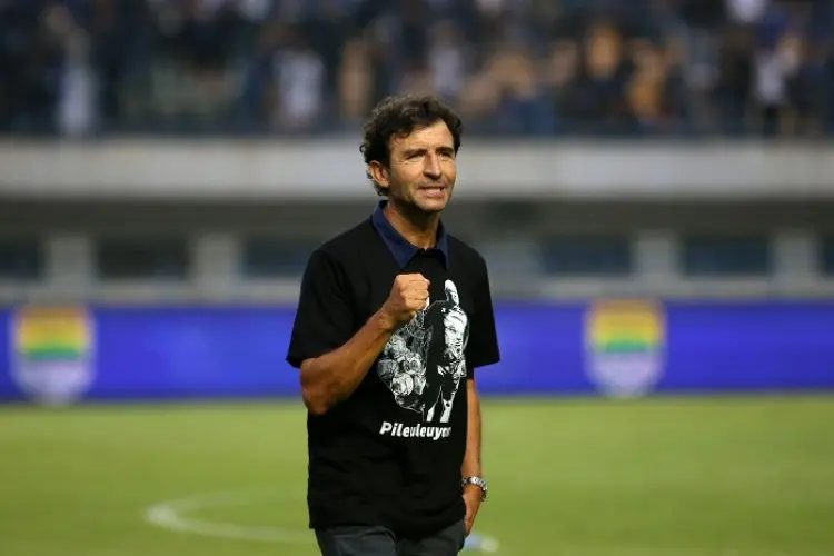 Lawan Arema, Luis Milla Boyong Dua Asisten Pelatih Anyar