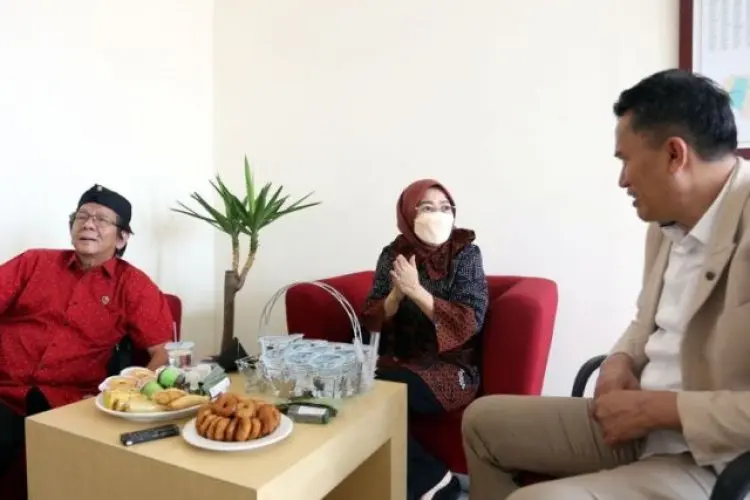 DPRD Jabar Dorong Bank BJB Syariah Kembangkan Produk dan Layanan