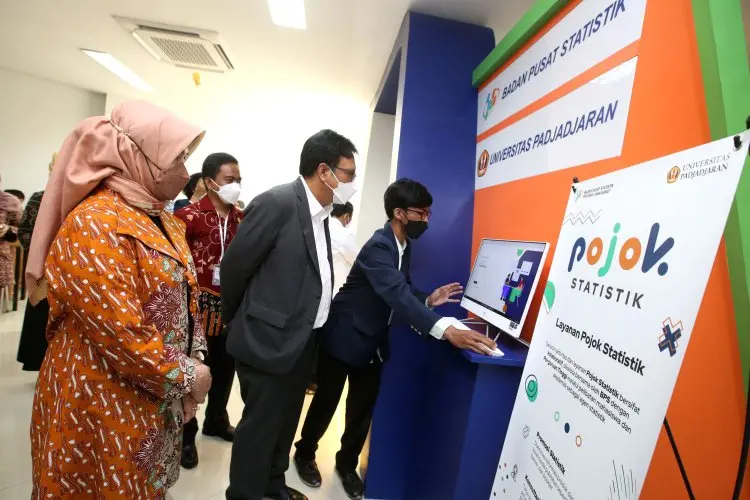 FOTO : Peresmian Pojok Statistik Unpad