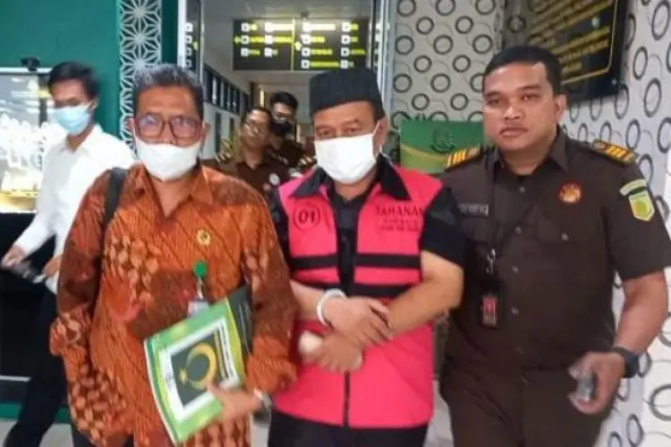 Diduga Korupsi Dana BOS Rp1 Miliar Lebih, Kepala SMK Generasi Mandiri Ditahan Kejari Kabupaten Bogor