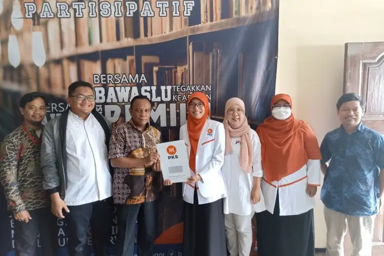 Data Anggota Dicatut Partai Lain, PKS Datangi Bawaslu 