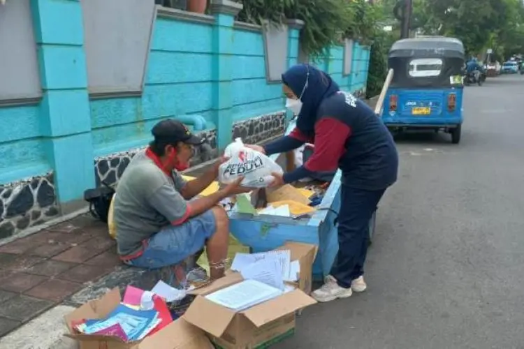 Electronic City-Artha Graha Peduli Tebar 50 Ribu Paket Sembako dan BLT kepada 30 Ribu Pekerja 