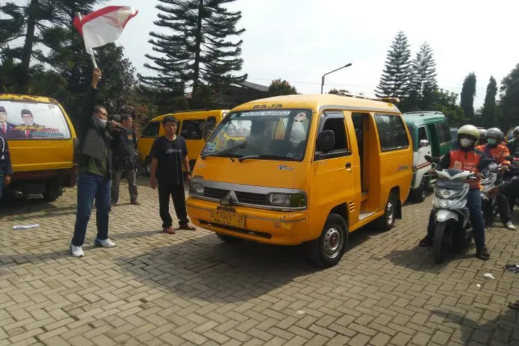 Dishub Jabar Berencana Bagikan Voucher Subsidi BBM Khusus Angkot