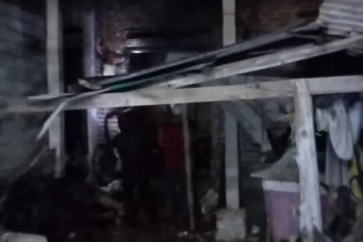 Lalai Simpan Puntung Rokok Rumah di Bandung Terbakar
