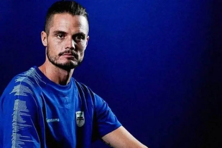 Ini Ungkapan Asisten Pelatih Persib Soal Kekuatan Persija yang Dihuni Para Pemain Eropa