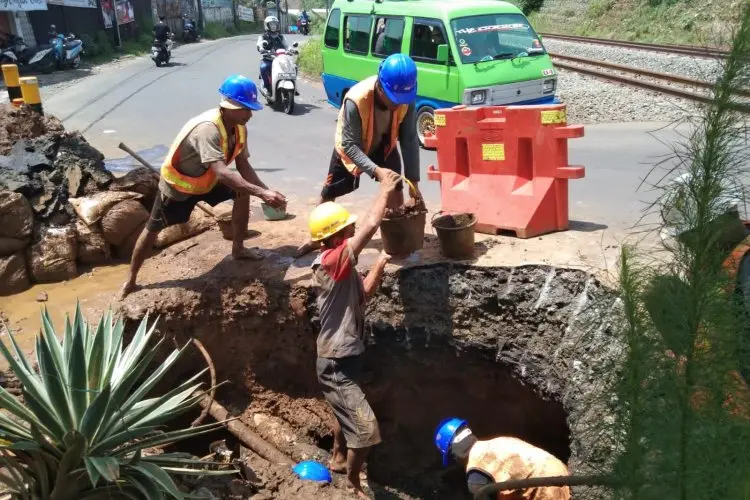 Tirta Pakuan Geber Perbaikan Pipa HDPE di Cipaku, 5.458 Pelanggan Masih Terdampak Kebocoran 