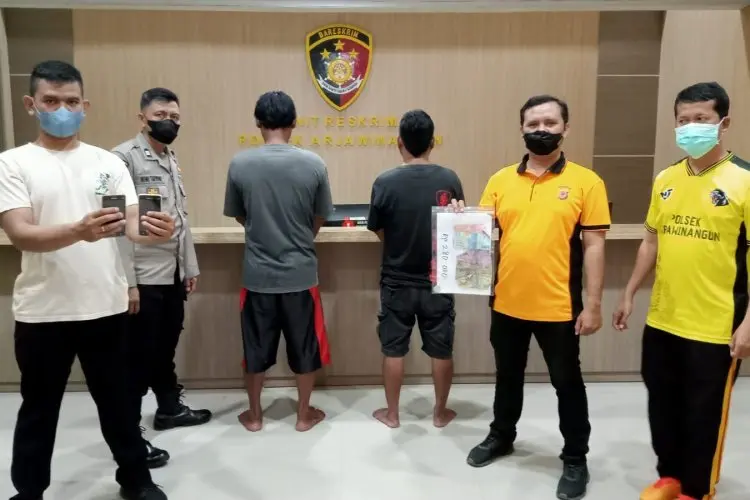  Polsek Arjawinangun  Amankan Pengepul dan Bandar Judi Togel