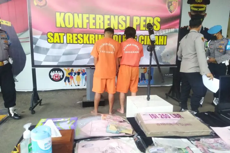  Dua Pria Ini Edarkan Uang Palsu di Cimahi dan KBB, Modusnya Beli Rokok