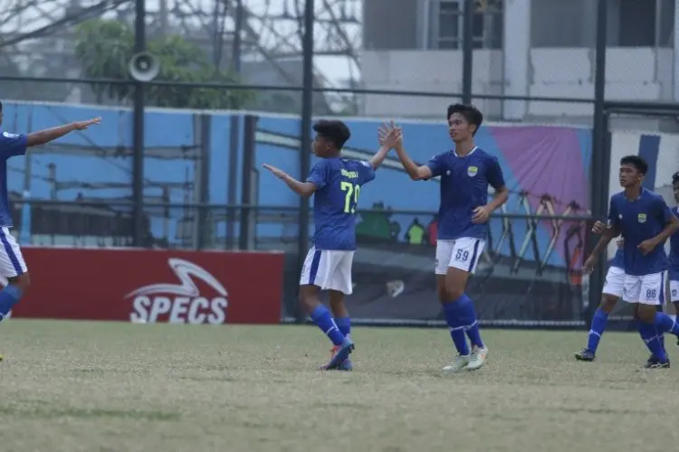 Catat! Persib dan Bhayangkara FC Berebut Tiket ke Final, Kamis
