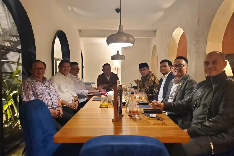 Bertemu Agung Laksono, Ridwan Kamil Dapat Banyak Nasehat