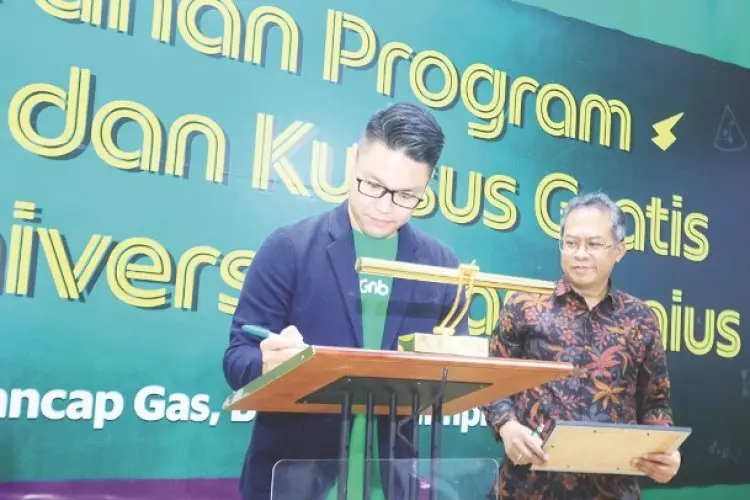 Kolaborasi, Grab Berikan Beasiswa untuk 30 Mitra Pengemudi di ARS University