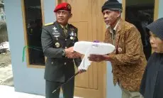 HUT ke-77 TNI, Pusdiklatpassus Batujajar Rehabilitasi Rutilahu dan Baksos di Desa Cangkorah 