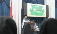 Uu Ruzhanul Lepas Kafilah MTQ Jabar ke MTQ Tingkat Nasional 2022