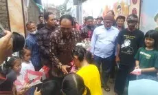 Tak Hanya Kampung Seribu Warna, Ngatiyana Apresiasi Kegiatan Baksos Warga Hujung Kulon di Cimahi