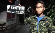 Pengendara Tergerus Banjir Bogor Belum Ditemukan, Petugas Temukan Plat Nomor Korban