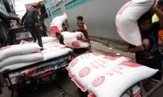 FOTO: Harga Kedelai Naik, Harga Tahu Ikut Naik