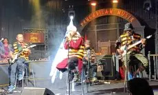 30 Tahun Bermusik, Pas Band Diadili