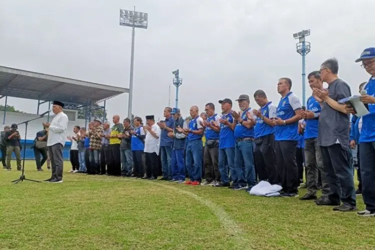 Para Mantan Pemain Persib Gelar Doa Bersama Untuk Korban Tragedi Kanjuruhan Malang