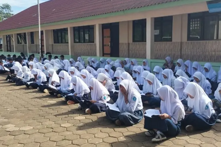 Terinspirasi Marathon, SMPN 5 Cipongkor Hadirkan Program Readathon untuk Tingkatkan Membaca