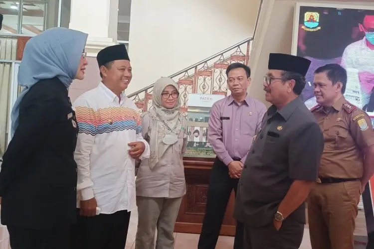 Ke Cirebon,Uu Kumpulkan Para Pengusaha Tambang, Ini Targetnya