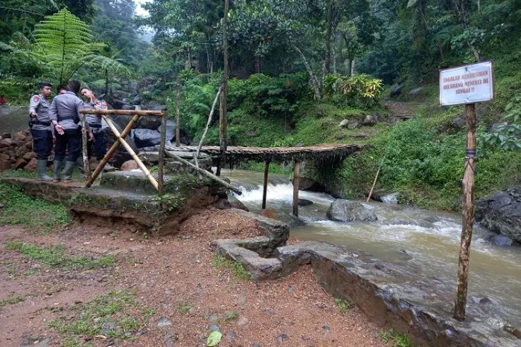 Tragedi Curug Kembar, Ini Kesulitan TIM SAR Evakuasi Pelajar SMP IT Al Hikmah yang Hanyut