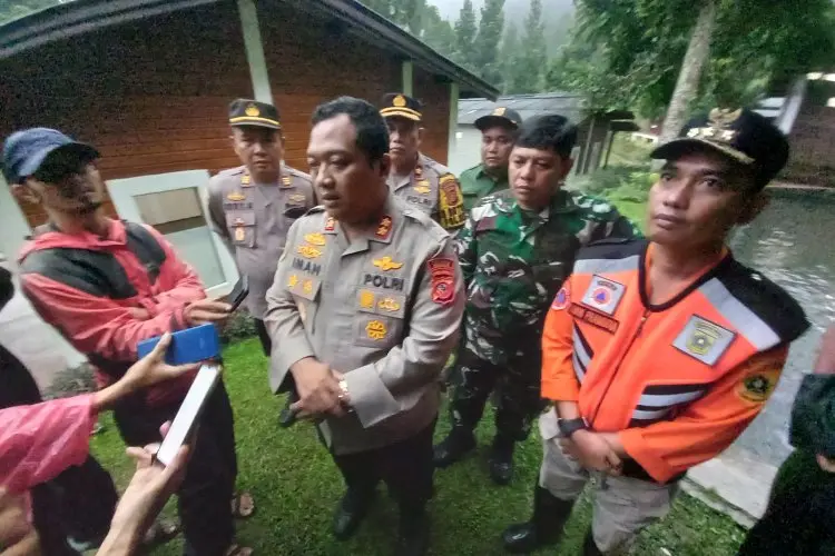 Kapolres Bogor Tegaskan Proses Pencarian Korban Hanyut di Curug Kembar Terus Berlanjut