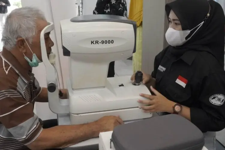 Duh,,Belasan Ribu Warga Garut Menderita Katarak