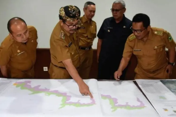 Batas Wilayah Cirebon dan Kuningan Ditentukan