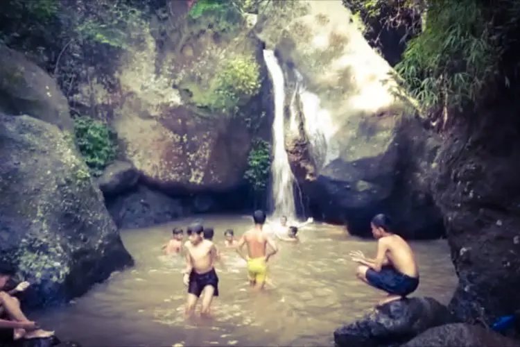 Menguak Makna Dibalik Mitos Curug Sawer, Ritual Mandi untuk Mendapat Jodoh 