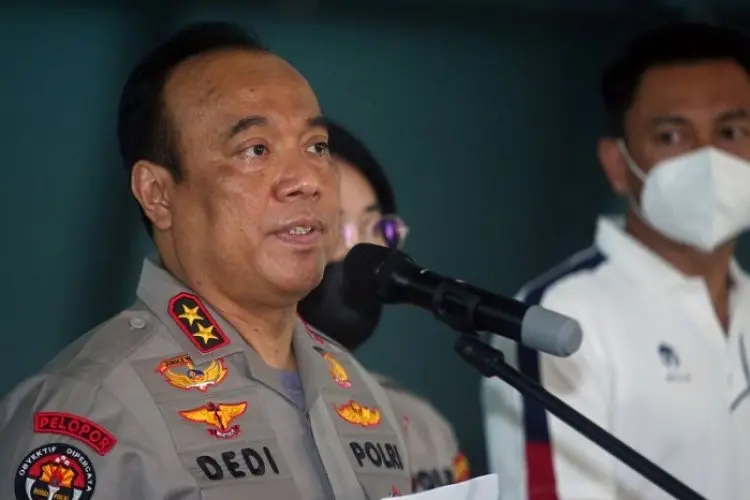 Todongkan FN ke Paspampres, Seorang Wanita Menerobos Istana Merdeka