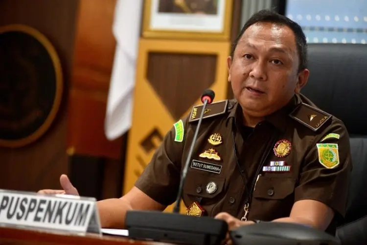 Warga Gedebage Ditangkap di Perumahan Mewah, Ternyata Buronan Kasus Korupsi Tanjung Pandan