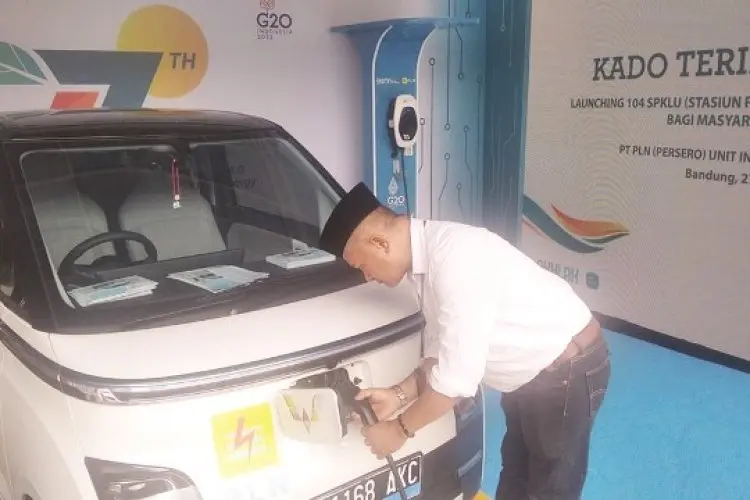 PLN UID Jabar Tebar 104 SPKLU di Jabar