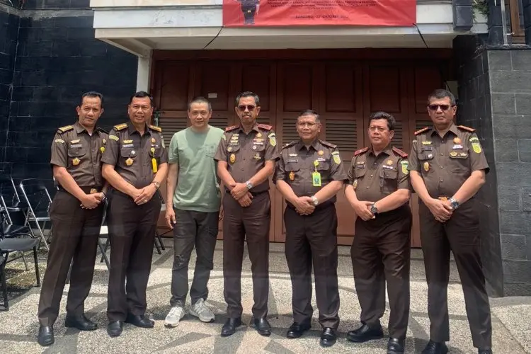 Kejaksaan Tinggi Jabar Serahkan Aset Rampasan ke Negara