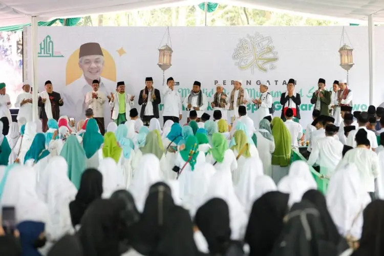 HISNU Gelar Istigosah di Tasikmalaya, Ribuan Santri Berdoa Untuk Ganjar