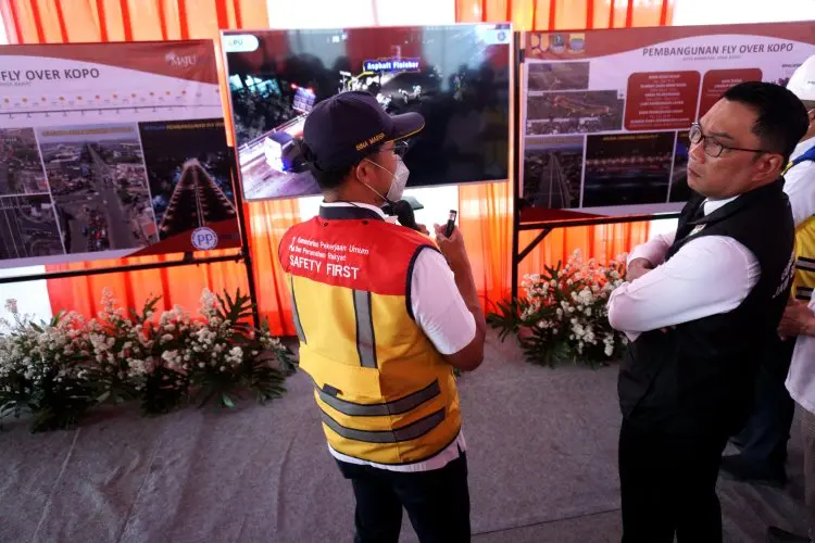 Foto: Ridwan Kamil Resmikan Fungsionalisasi Flyover Kopo Area