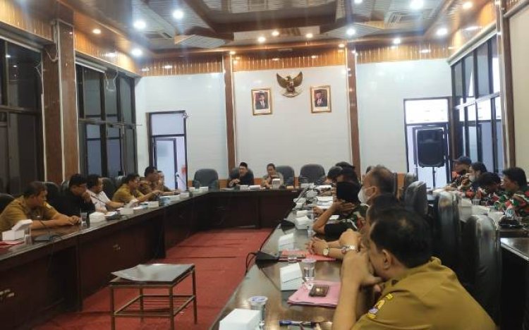 Pengadaan TIK Disdik Kabupaten Cirebon Disoal, DPRD Sesalkan Hanya Satu Merek