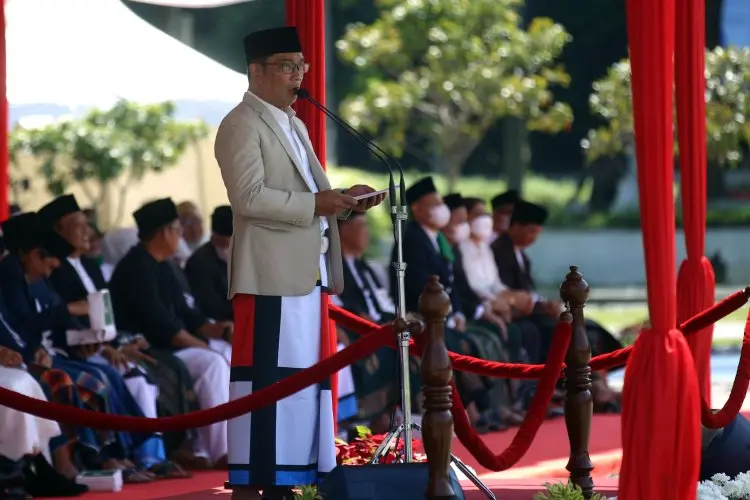 FOTO: Apel Peringatan Hari Santri di Jabar
