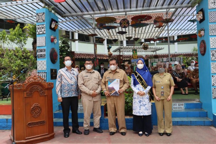 Pemkot Bandung Hadirkan Pusat Informasi dan Konseling Remaja di Sekolah Siaga Kependudukan SMPN 4 Kota Bandung