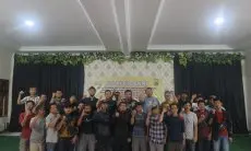 Polri Terus Lakukan Pembinaan Kepada Perajin Senapan Angin di Cipacing Sumedang