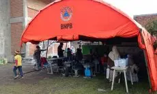 Terlantar, Siswa Sekolah Alam Gaharu di Baleendah Terpaksa Belajar di Tenda BNPB