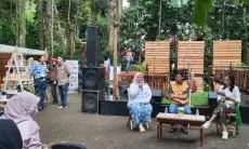 Kisah Sukses Petani Milenial, Opik Lepas Gaji Rp12 Juta Jadi Petani Jamur Tiram