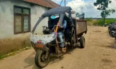 Gaji Petugas Kebersihan Dipangkas 50 Persen, Puluhan Pegawai Datangi Kantor UPT Kebersihan KBB