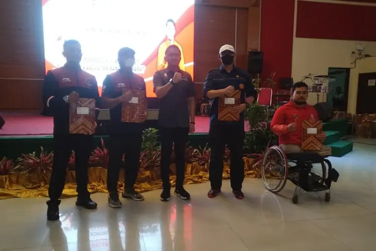 Atlet Porprov XIV Jabar 2022 Resmi Dilepas, Hengky Bakal Naikan Bonus Atlet Bagi Pahlawan Olahraga di KBB