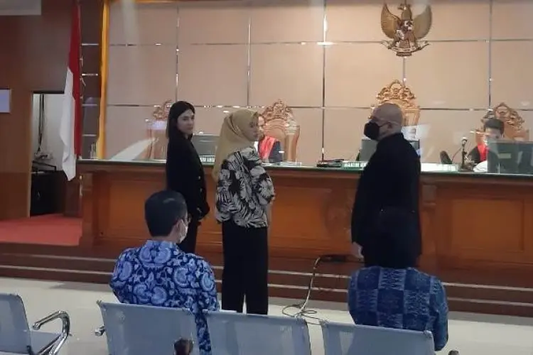 Usai Ivan Gunawan, DJ Una Jadi Saksi Robot Trading DNA di PN Bandung