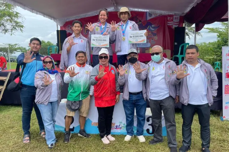 Atlet Renang Raih Dua Medali Emas dari Nomor Perairan Terbuka 5.000 Meter Putri-Putra