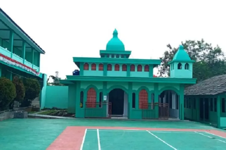 Pesantren, Ridwan Kamil, dan Bank BJB